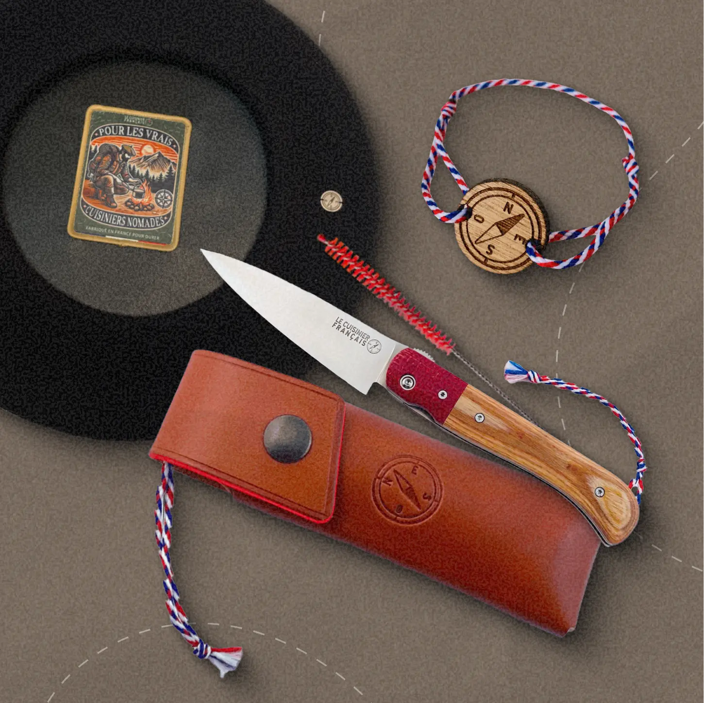 Pack Esperluète Mini, son écouvillon, son étui cuir, le béret LCF et le bracelet LCF