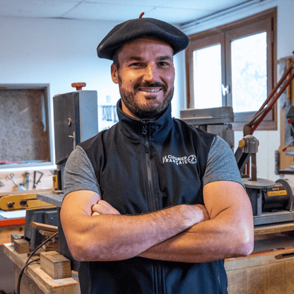 Béret du Cuisinier Français L’icône du feu et du goût