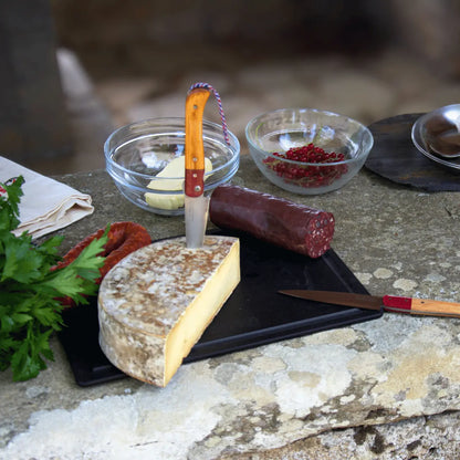 planche paperstone mis en scène avec couteau esperluètes et nourriture